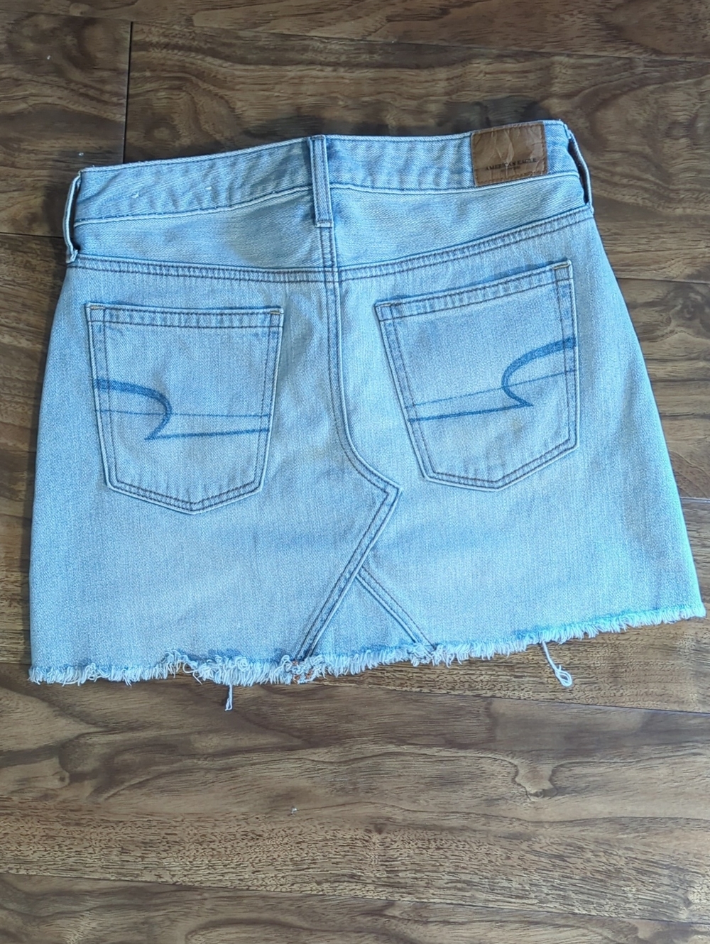 American Eagle Outfitters Light Blue Denim Mini Skirt - Picture 2 of 6